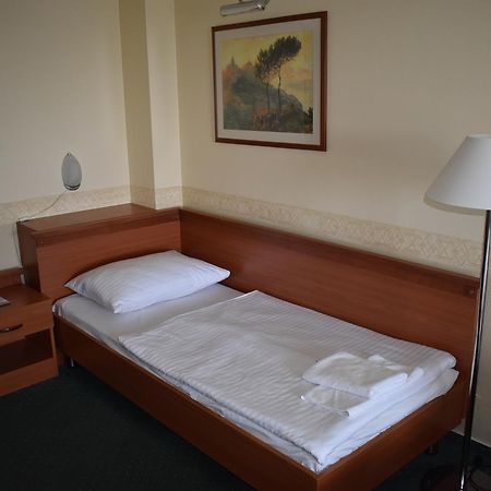 Paprika Panzio Bed and Breakfast Hegyeshalom Exteriör bild